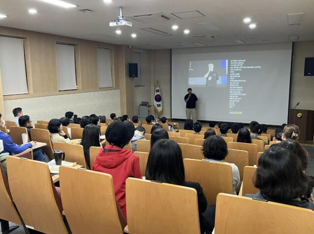 연천군, 야나두 김민철 대표 강연장 ...