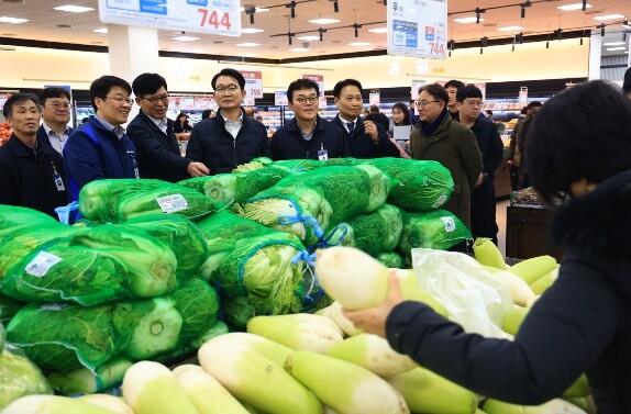 농식품부, 설 성수품 구매 부담 낮출...
