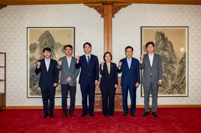 한성숙 국무총리, 규제합리화위원회 기...